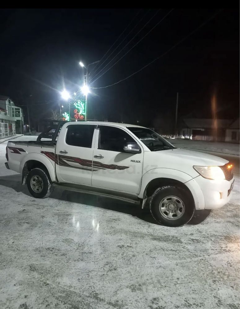 Toyota HILUX 2011г.