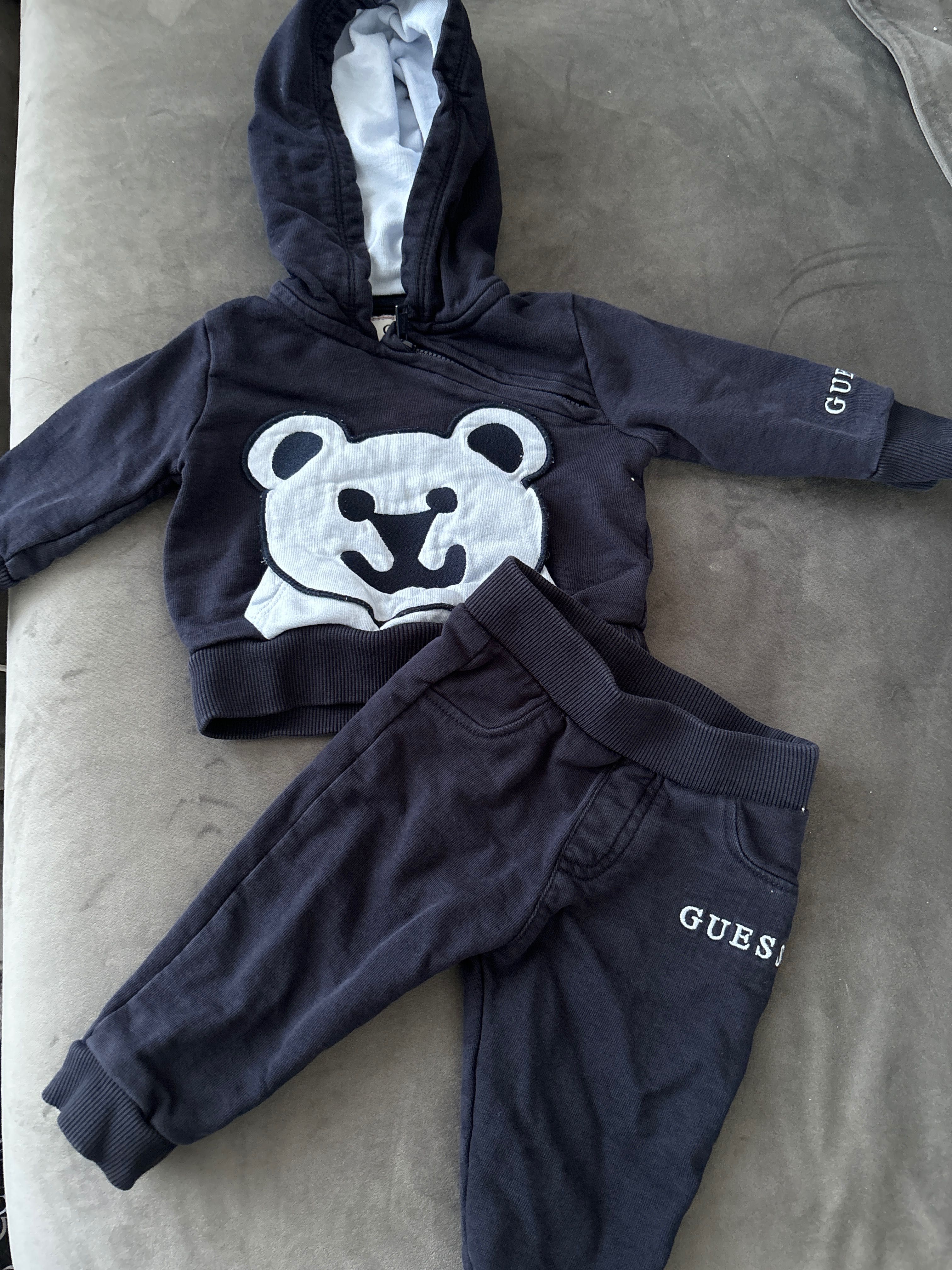 Бебешки комплект Guess