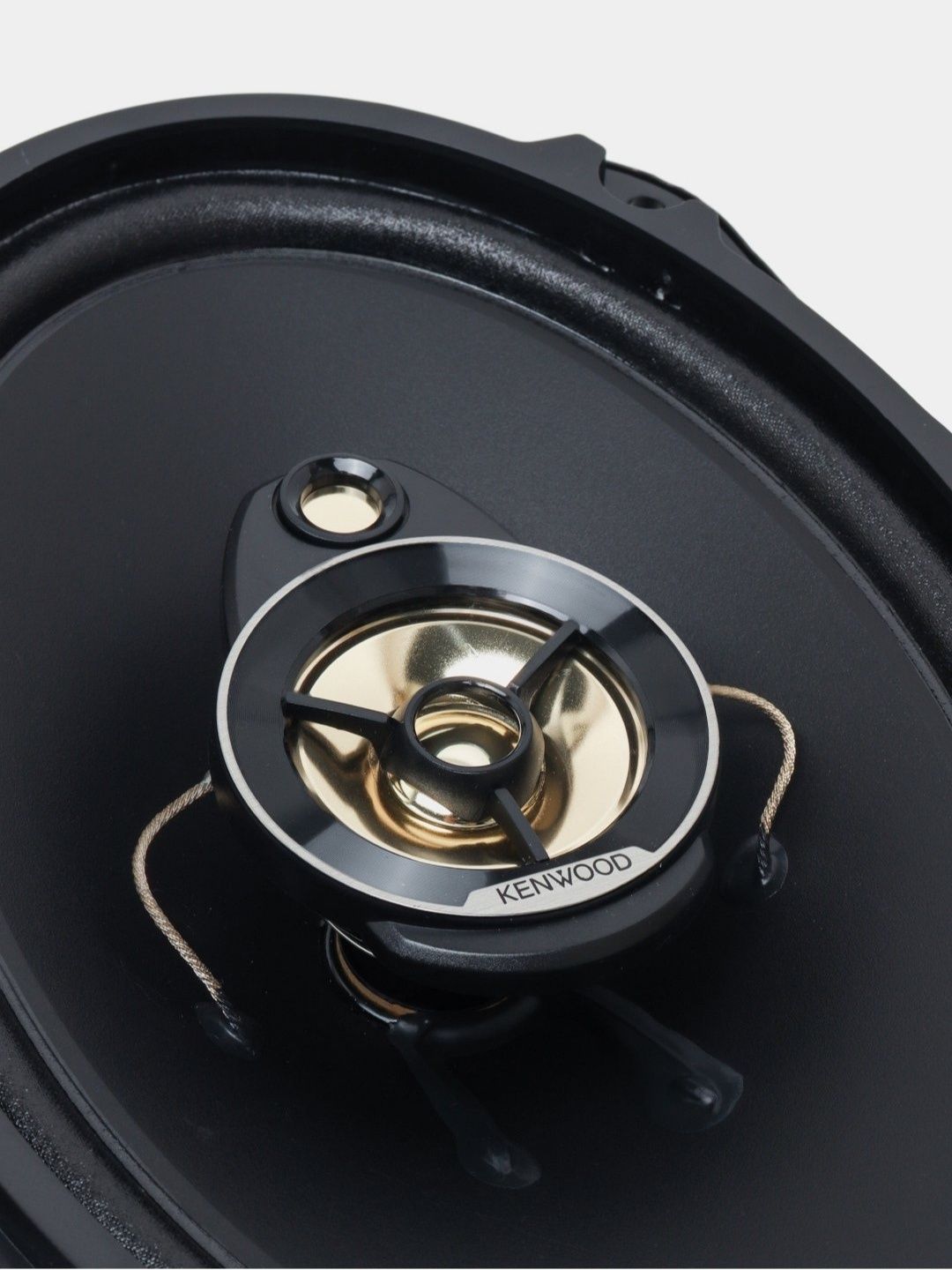 Kenwood KFC-6997EX modeli max 600 min 90 wat