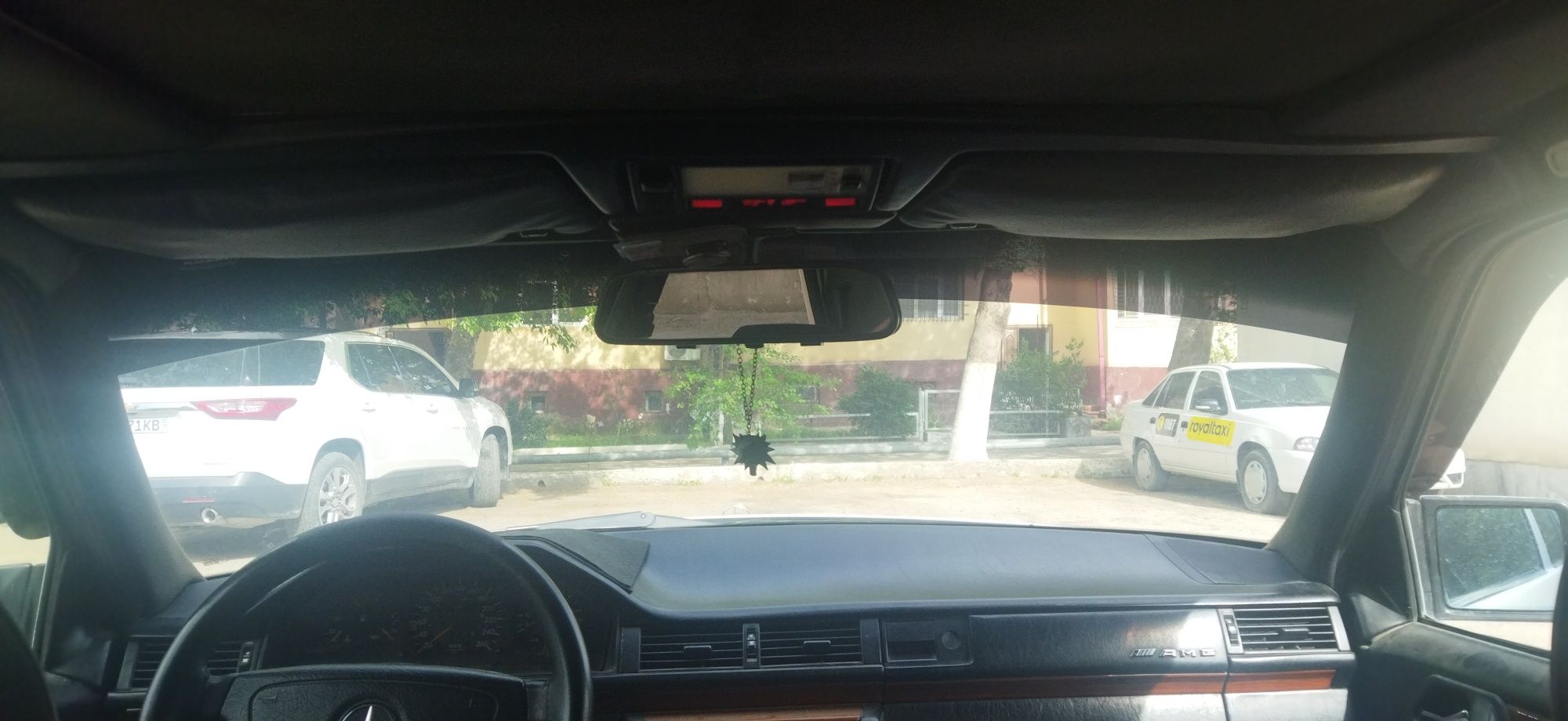 Мерседес w124 e320