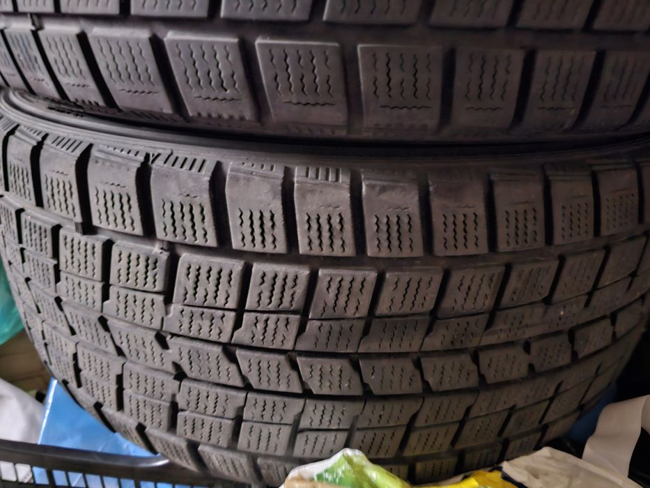 Зимни гуми Dunlop 235/50/18