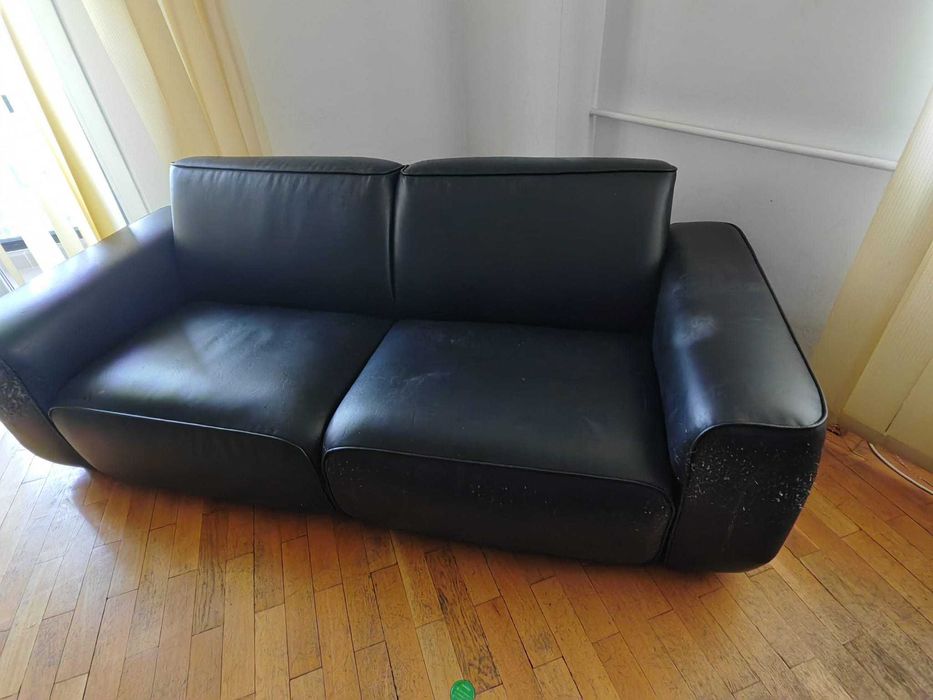 Canapea neagra piele sintetica