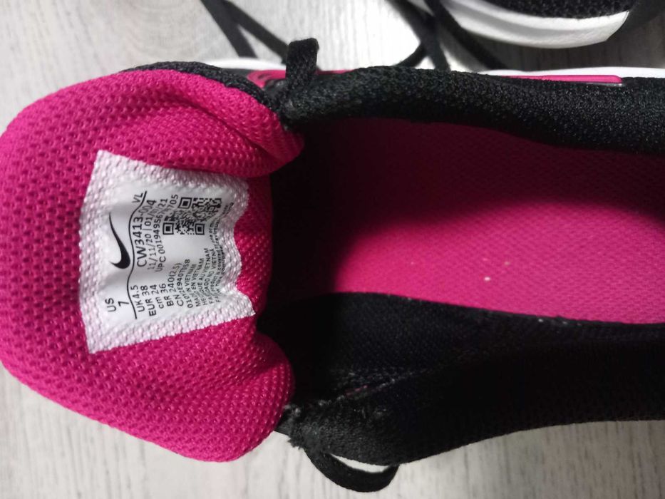 маратонки найк - дамски - 38 номер