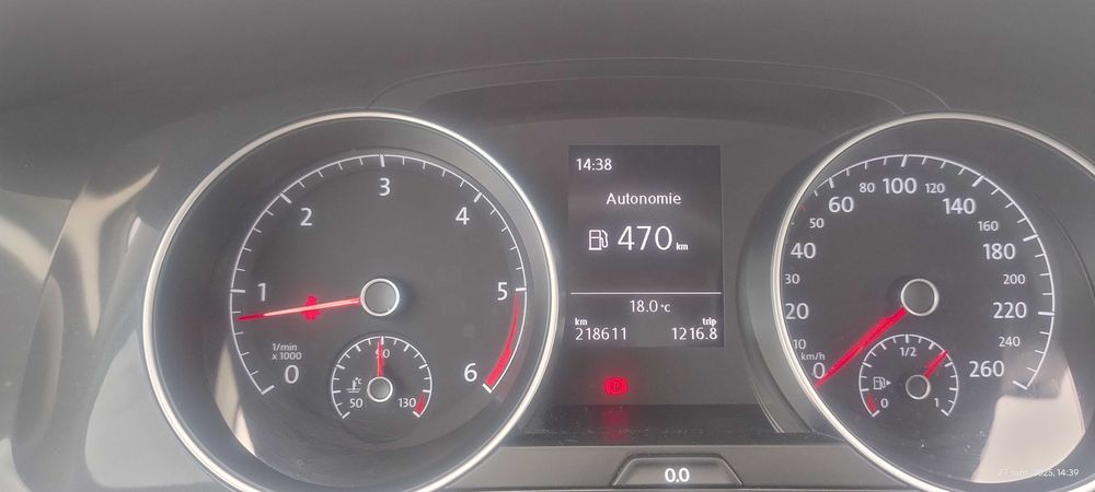 Volkswagen  Golf 7   1.6TDI