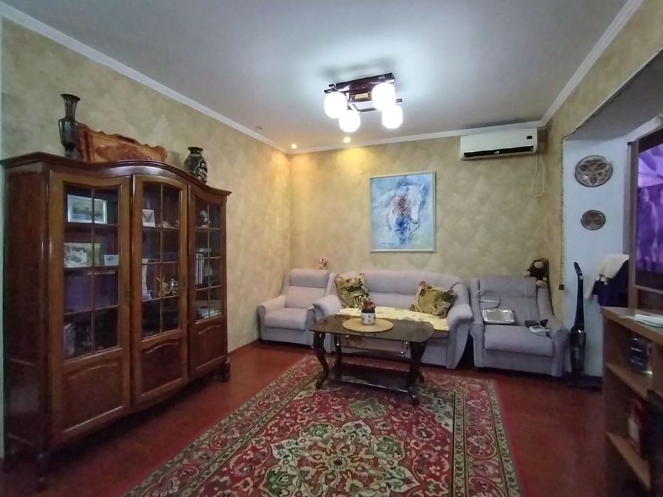 #017. Продаётся квартира с мебелью . Срочно