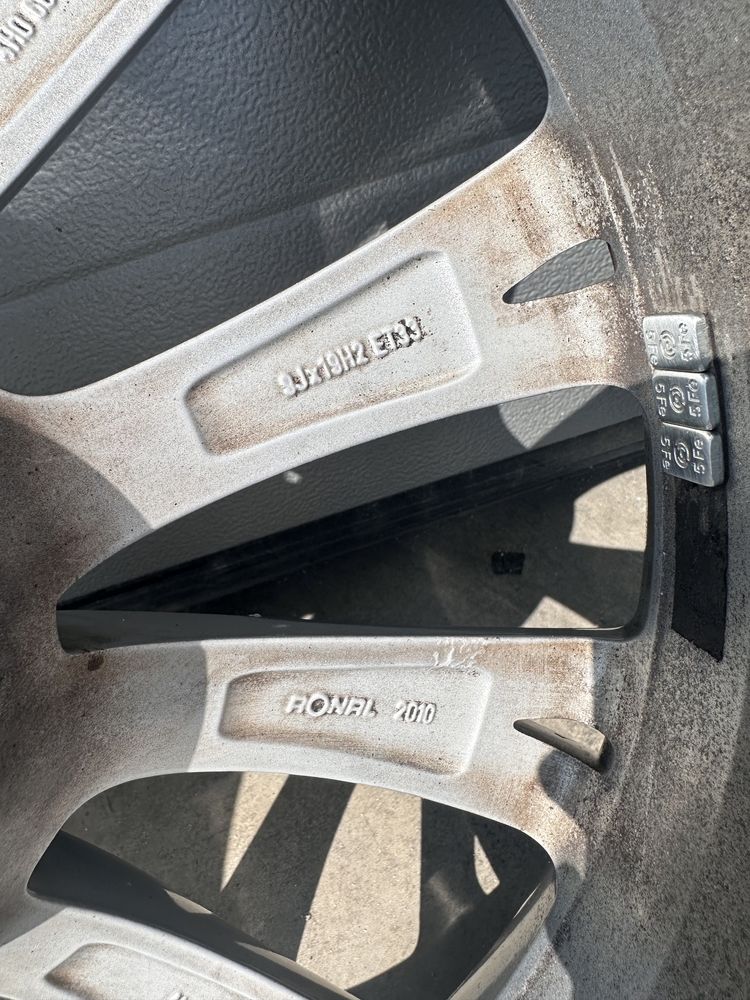 Джанти с гуми AUDI 19