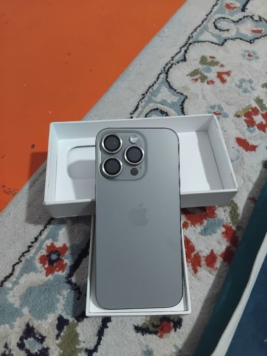 Айфон 15 про 128гб батарея 95% батарея