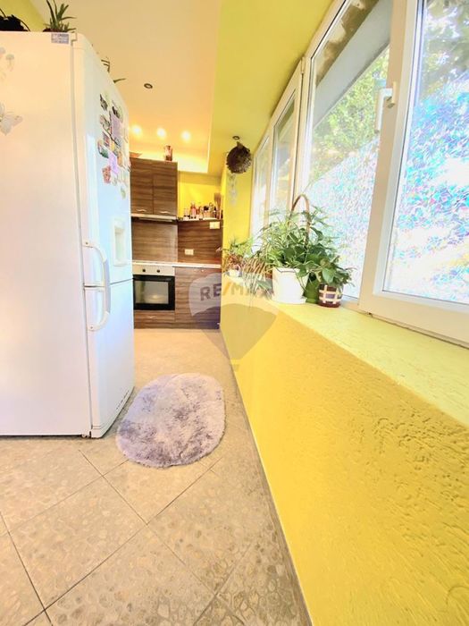 Продава се Тристаен апартамент в Варна, Възраждане 2 - 86 кв.м за 1861 €/кв.м - Снимка #10