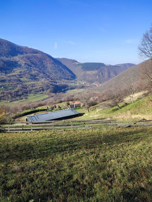 Teren pe Valea Sebesului