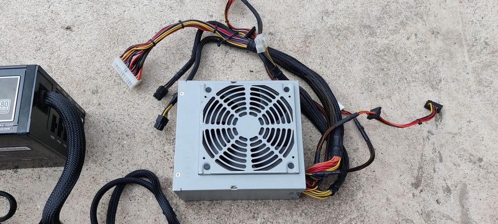 2 Surse PC defecte
