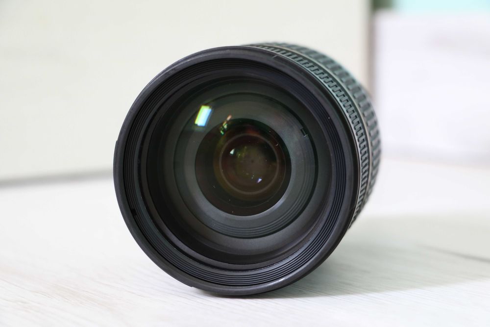 Obiectiv Tamron 28-75mm 1: 2.8