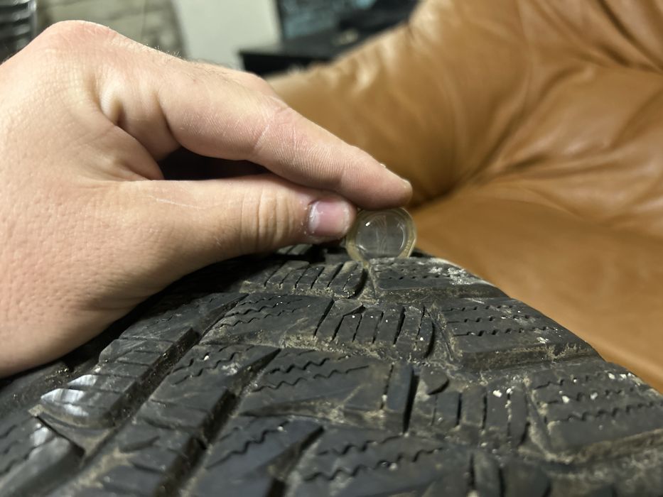 Зимни гуми Laufen fit + 215/70/16 Дот 42/23