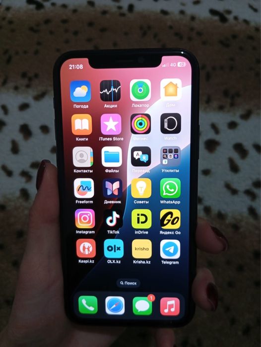 Продам айфон 11 про в отличном состояний минусов нет
