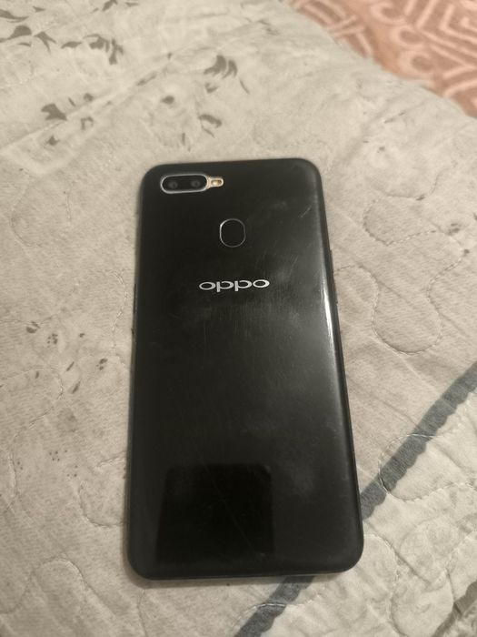 Поодам телефон Оппо А5S