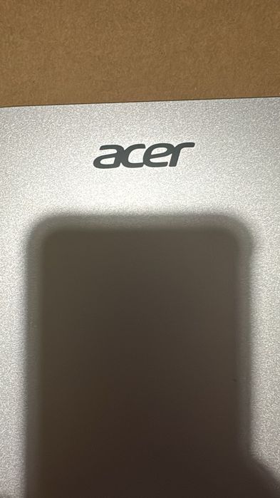 Канпютер Aser...