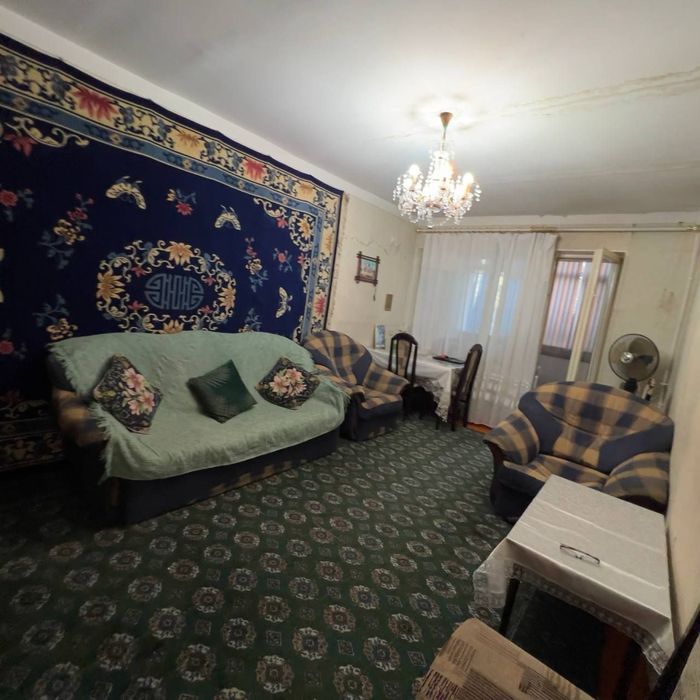 Продается квартира на Юнусабаде Бадамзаре 3/3/5 70 м2