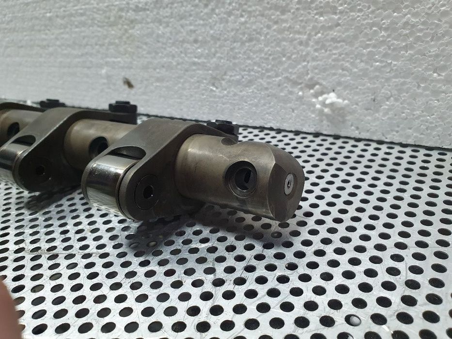Rampa culbutori injectoare VOLKSWAGEN PASSAT Variant 3C5 2005 - 2011 2.0 TDI BMR, CBBB 03G109527A