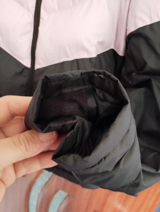 Geaca  Nike cu gluga originala