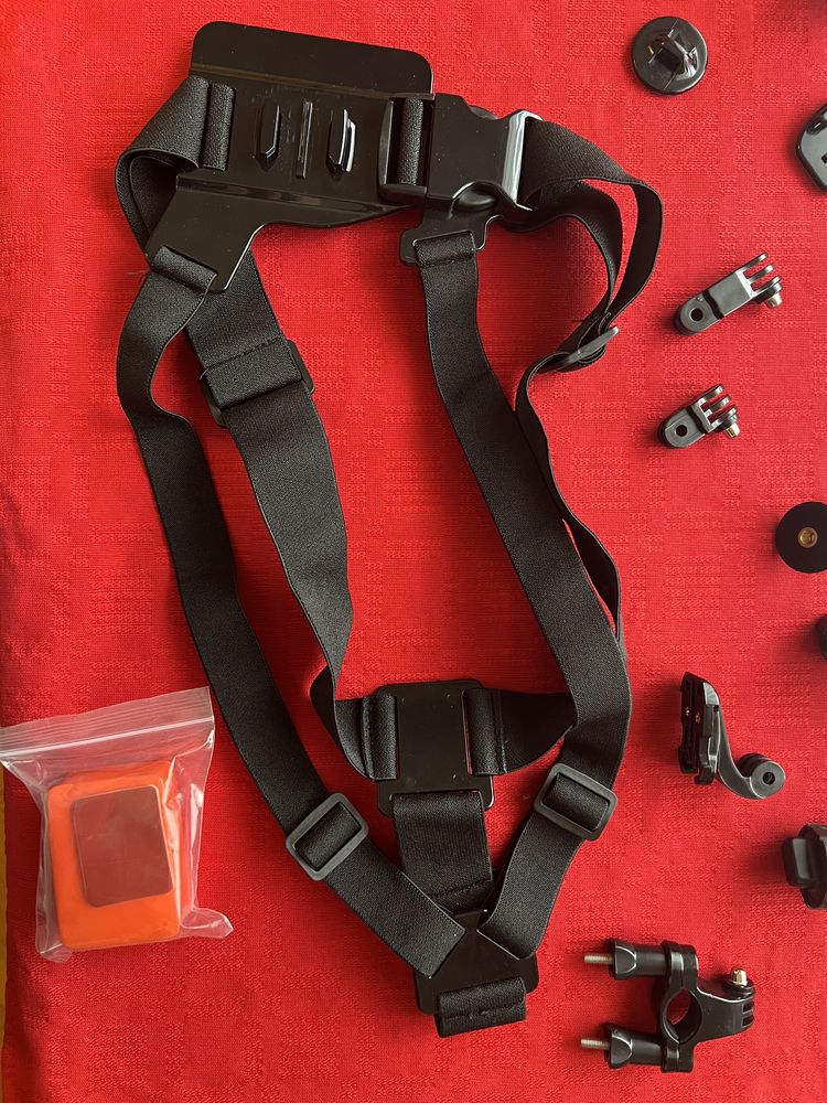 Accesorii GoPro, incarcator, grip, adaptoare