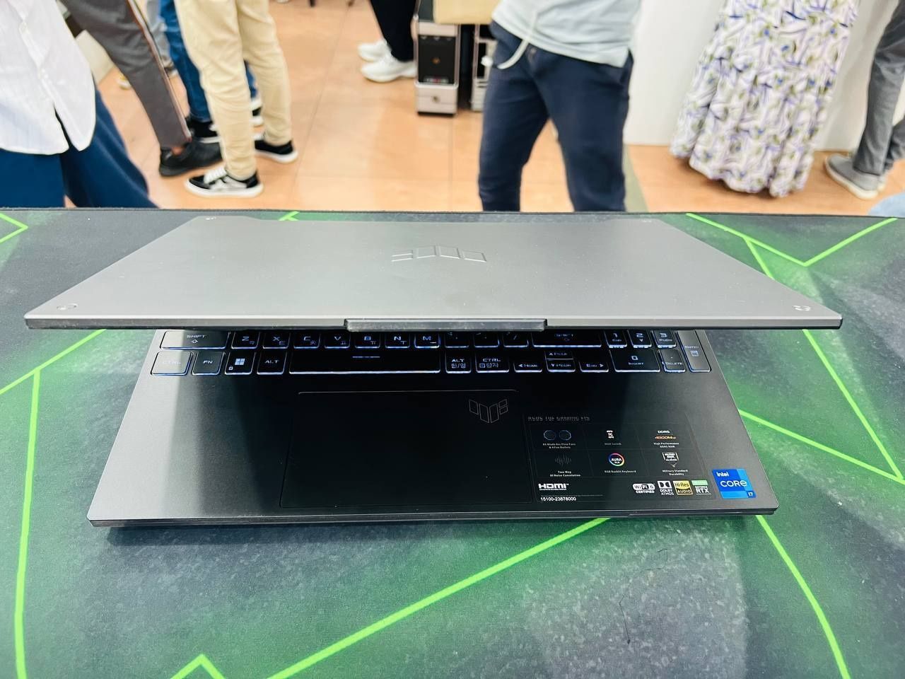 Продам игровой ноутбук Asus Tuf Gaming F17 в отличном состоянии