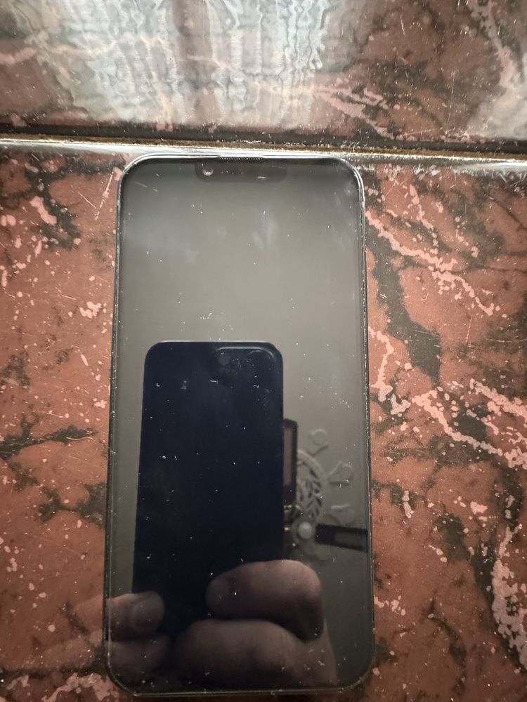 iphone 14 цвят черен