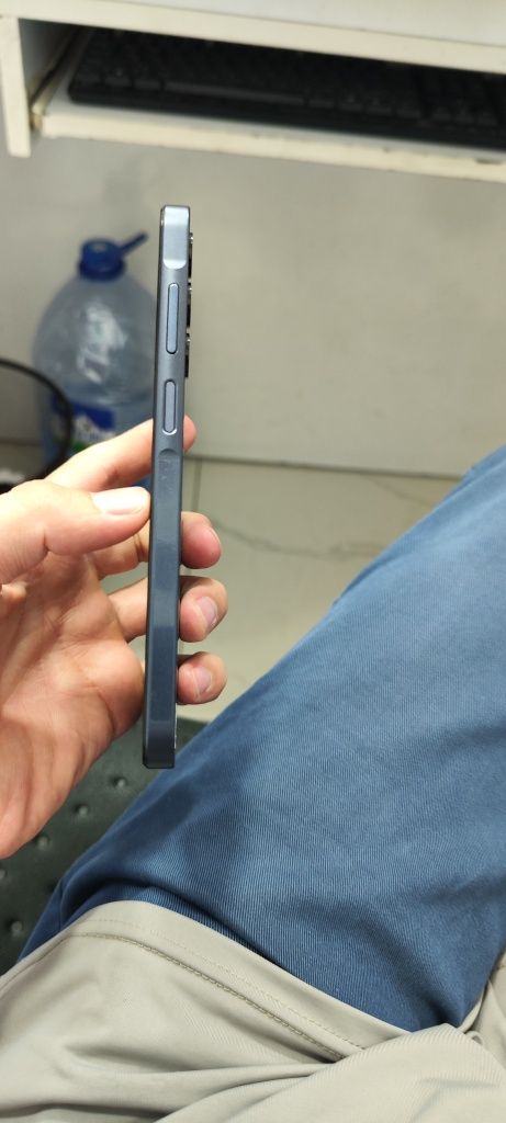 Samsung A25. Yangidek