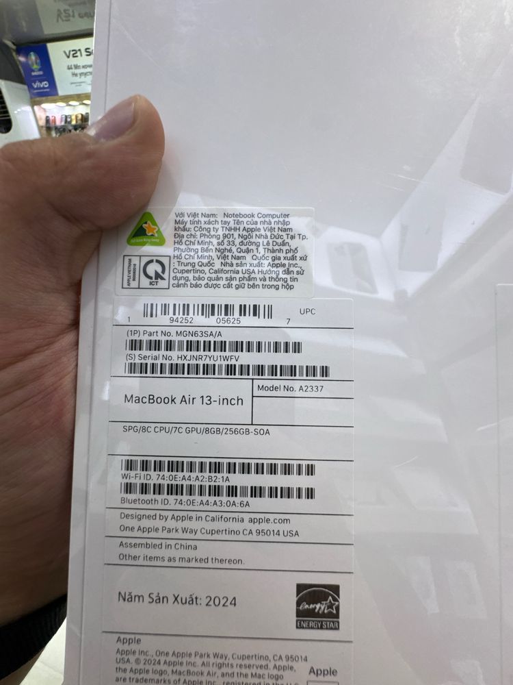 Macbook Air M1 8/256 13 inc