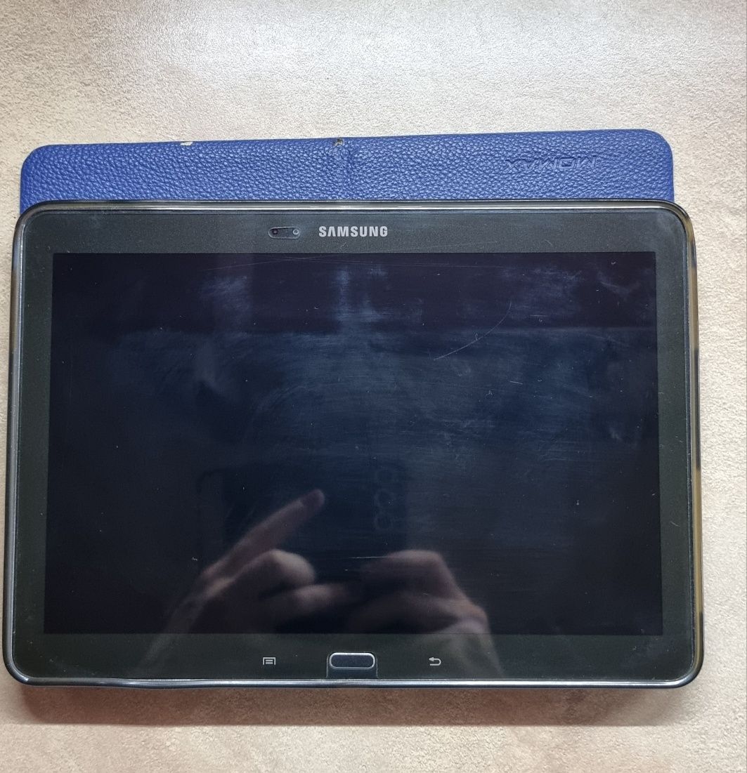 Продаётся планшет Samsung note 10.1  оригинал
