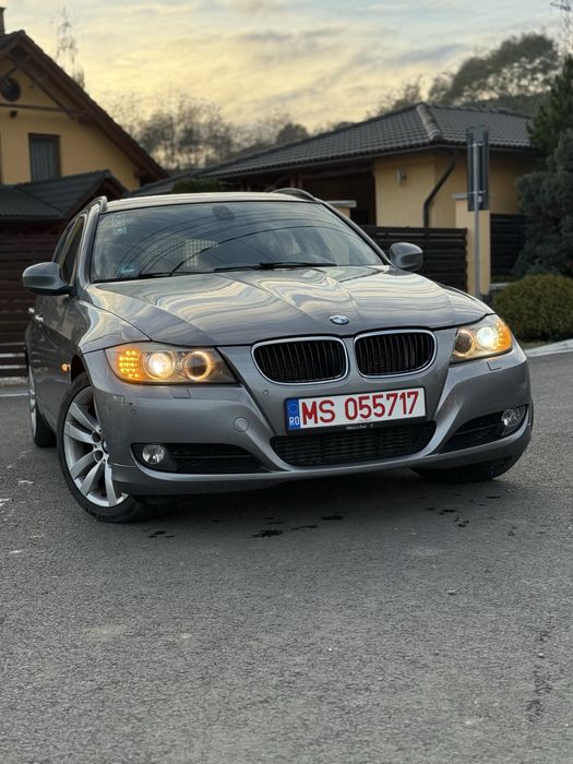 Bmw e91 320d~navi~panorama~bi-xenon~184 cai putere