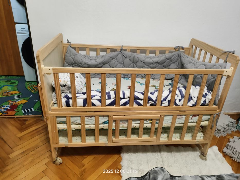 Pătuț balansoar pentru copii