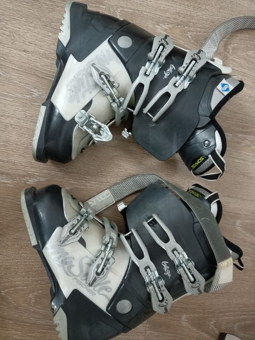 Продам лыжные ботинки в отличном состоянии