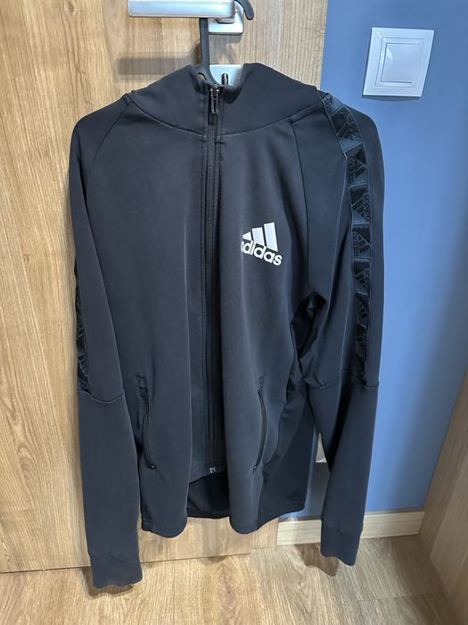 Adidas черен суичър