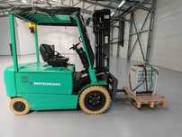 Stivuitor electric Mitsubishi cu 4 roți, 3500 kg, translație !