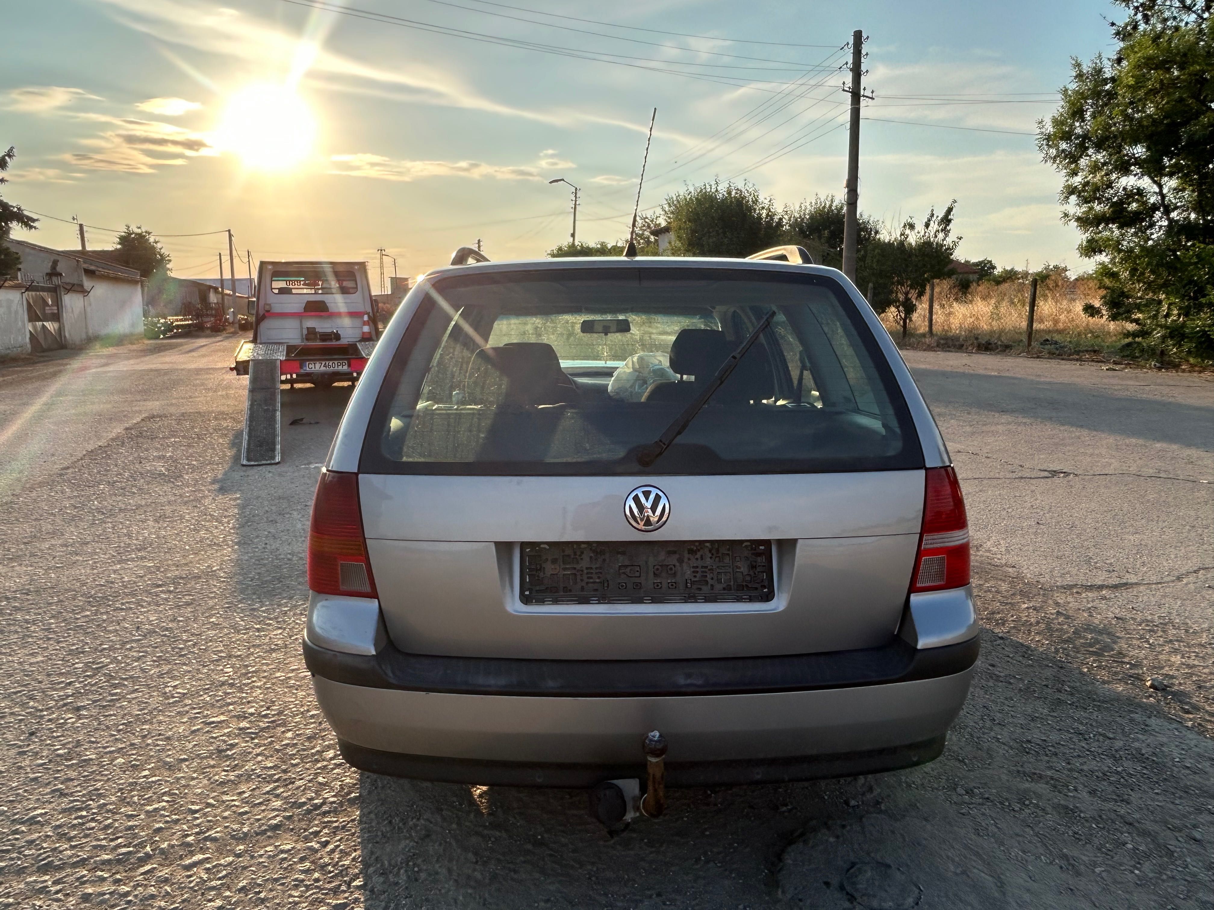 Продавам Golf 4 на части 1.9 101 кс тди