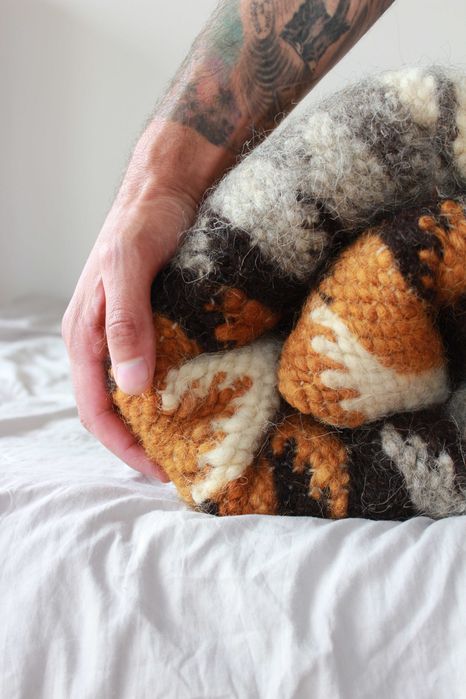 Ръчно тъкани килими.