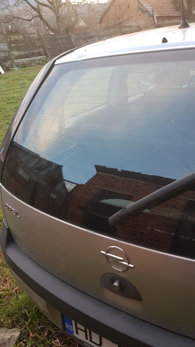 Vand opel  pentru rabla