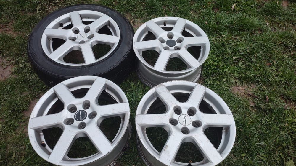 Set 4 jante puțin zgâriate+piulițe