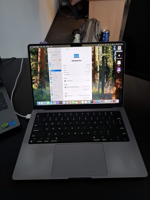 Продавам личния ми Macbook PRO 14 M1 PRO, 16gb ram, 512 ssd