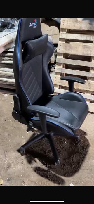Продаю компьютерное игровое кресло aero