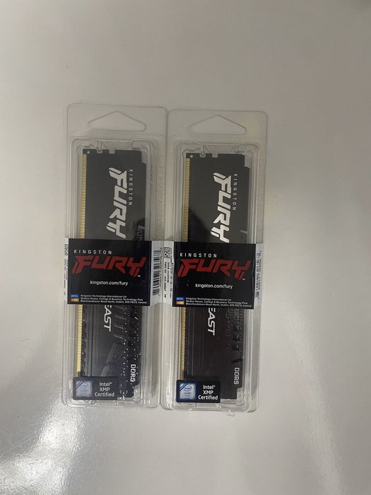 Kit Memorii Kingston PC DDR5 64Gb sigilate