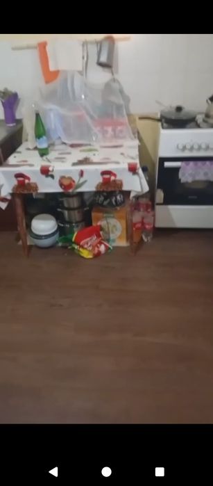 Холли Жой сотилади