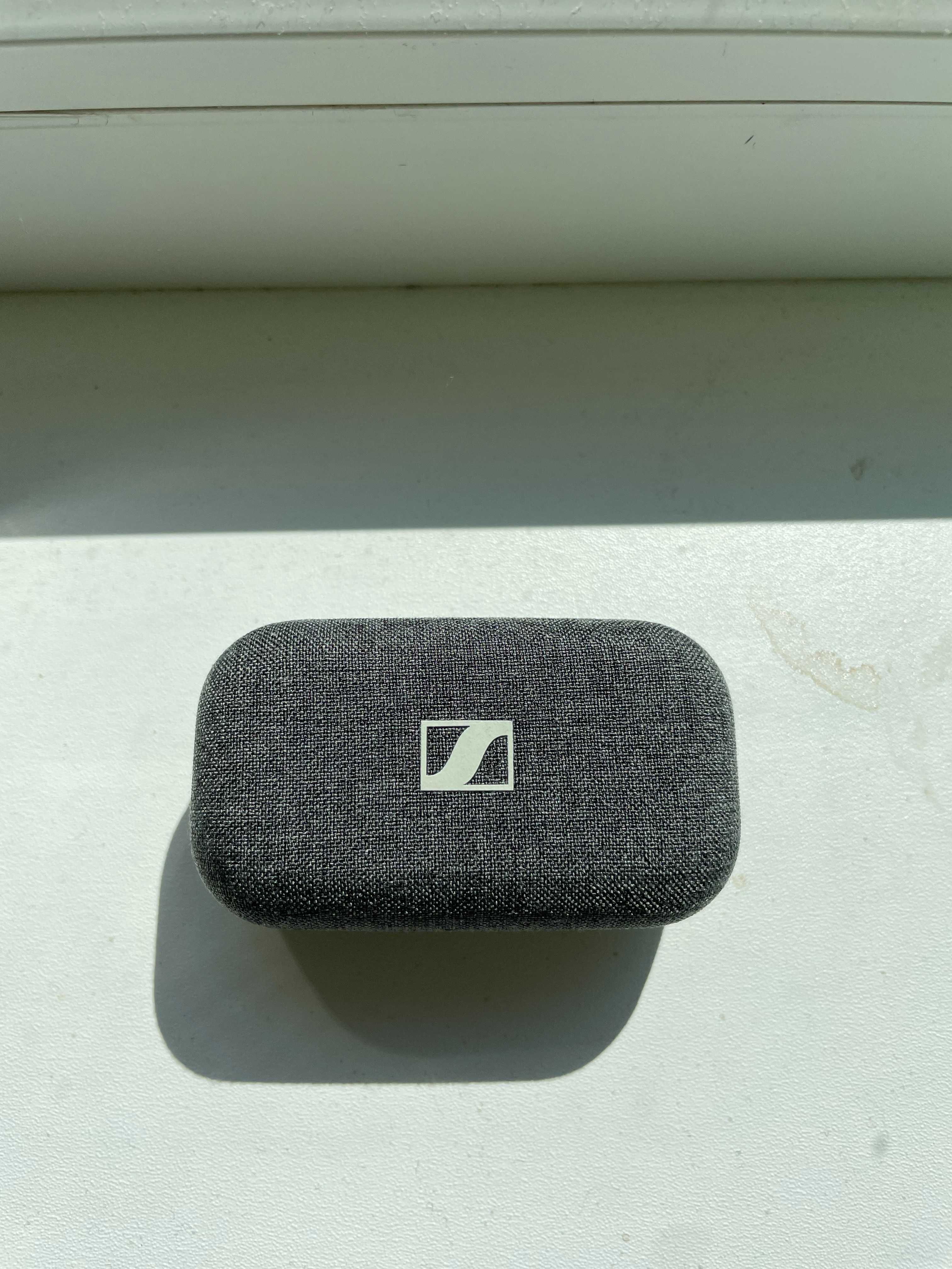 Sennheiser MOMENTUM True Wireless 2 - черни