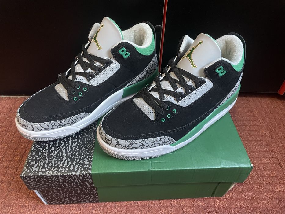 Air Jordan 3 Retro Pine Green