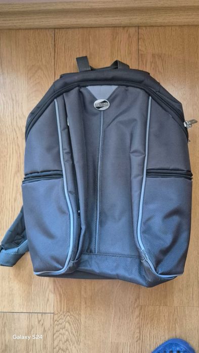 Продавам раница  American Tourister