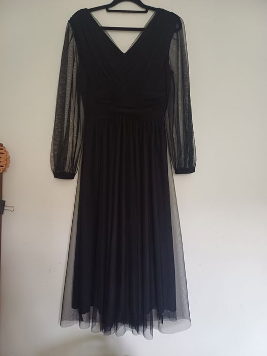 Платье шикарное черное