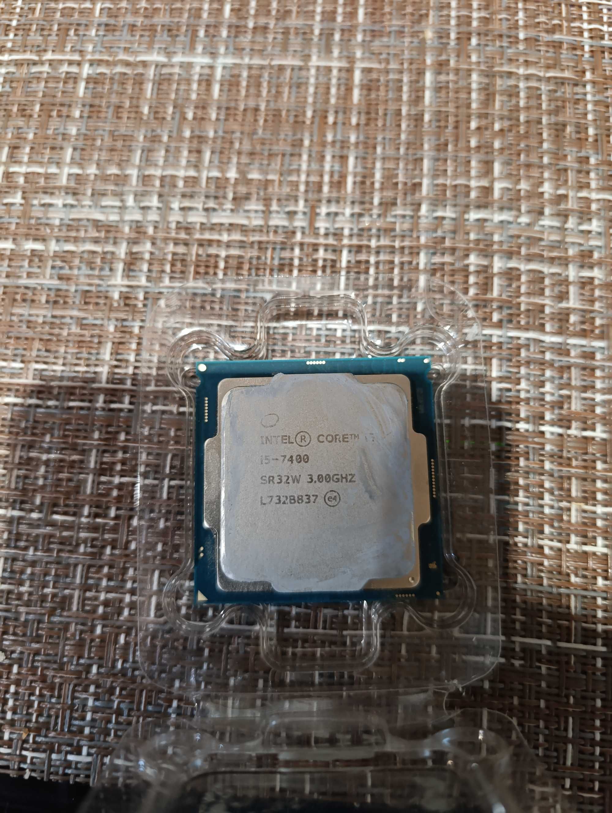 Процессор Intel Core i5 7400