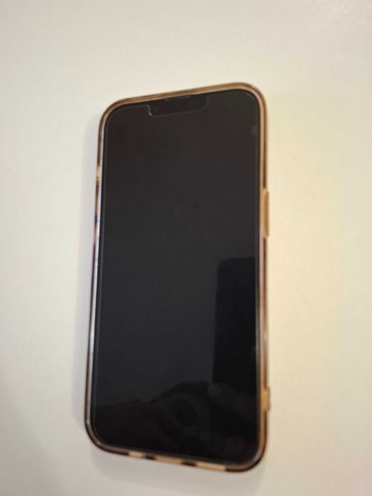 Vând iphone 13 in stare perfectă de functionare.