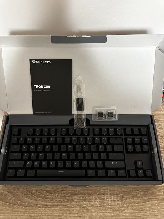 Геймърска Механична Клавиатура Genesis Thor 404 TKL като нова