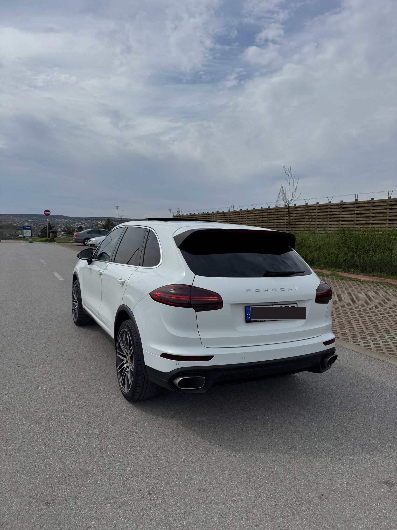 Vand PORSCHE Cayenne