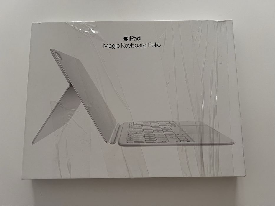 Apple iPad Magic Keyboard Folio